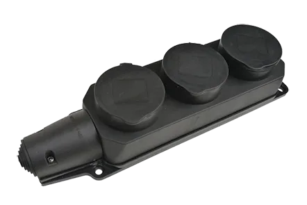 Колодка трехместная с заглушками с/з каучук 16А 250В IP44 (1/4/40)