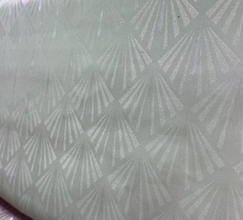 Клеенка ПВХ на тканевой основе Dekorelle Aurora 064 белый, разм. 1,4х20м