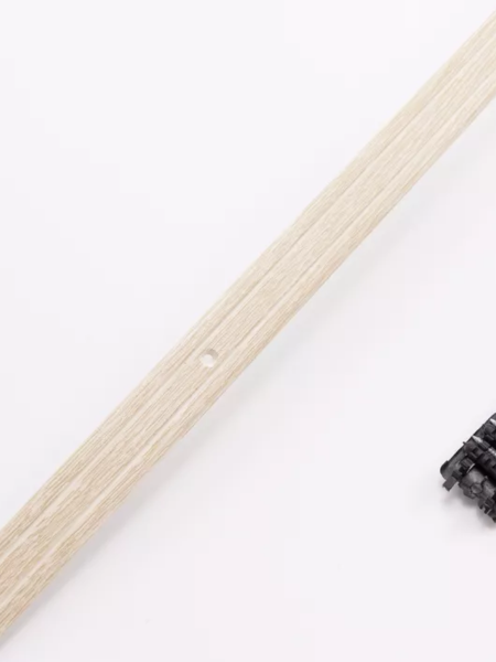 Угол-порог 24*10 2,0м дуб беленный У42.51 ССС