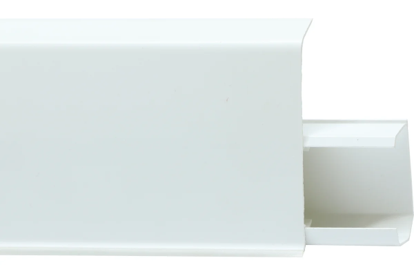 Плинтус ПВХ c съемной панелью TERA №701 Белый  72мм (24)