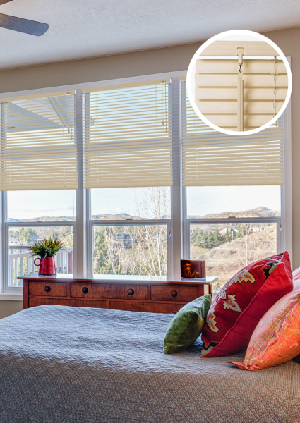 Жалюзи бежевые 160*160 (Эскар)