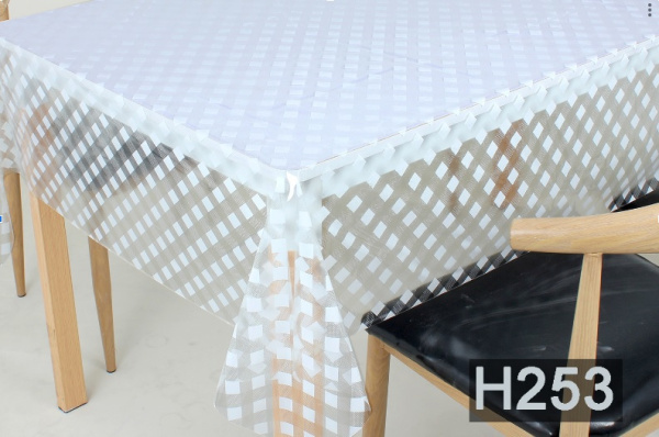 Клеенка ПВХ  без основы Dekorelle Nicole 055, разм. 1,37х20м