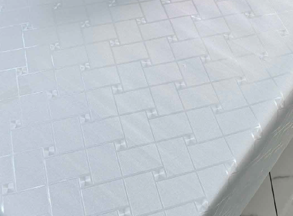 Клеенка ПВХ на тканевой основе Dekorelle Aurora 093 белый, разм. 1,4х20м