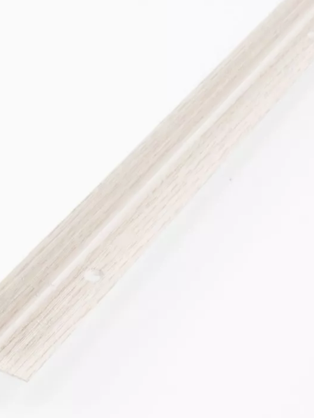 Угол 20*20мм. 2,0м серый ясень У6.74 ССС