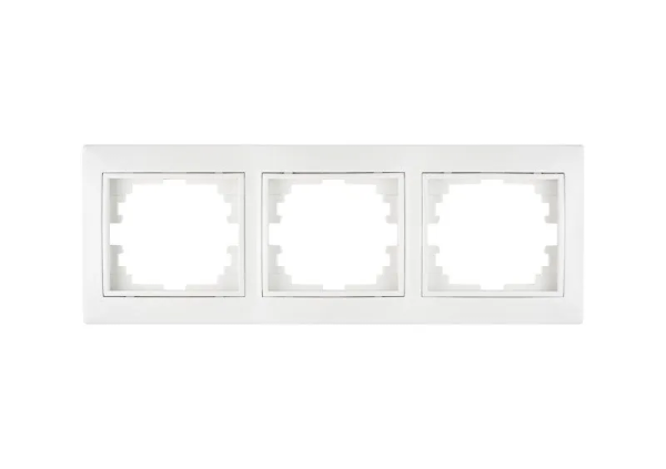 Рамка 3-х местная гориз бел TANGO СП