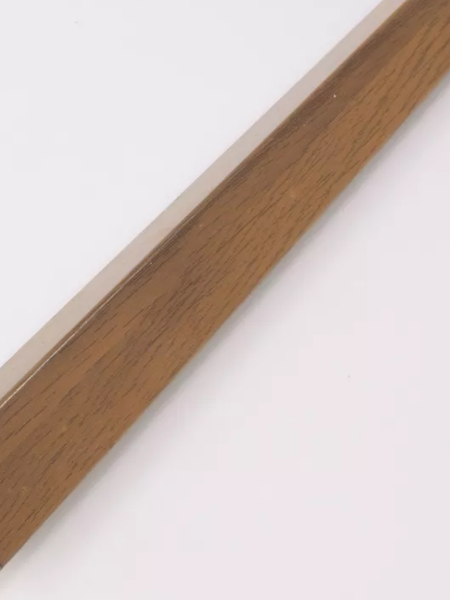 Угол 30*30мм. 1,0м орех У39.25 ССС