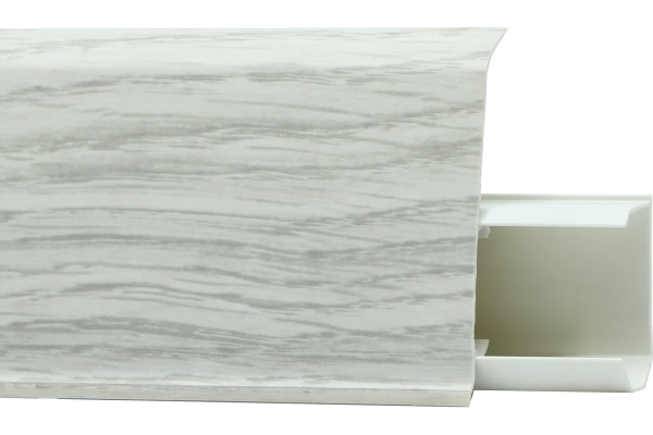 Плинтус ПВХ c съемной панелью TERA №707  Дуб кватро  72мм (24)